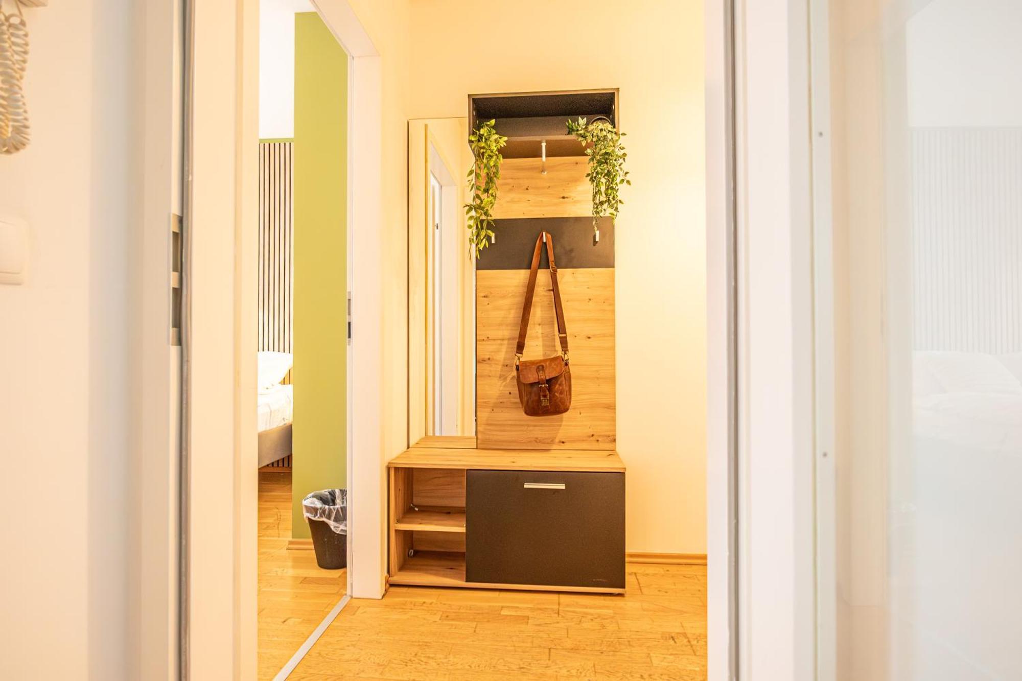 Apartament Charming 1Br, Steps From Reumannplatz U1 Wiedeń Zewnętrze zdjęcie