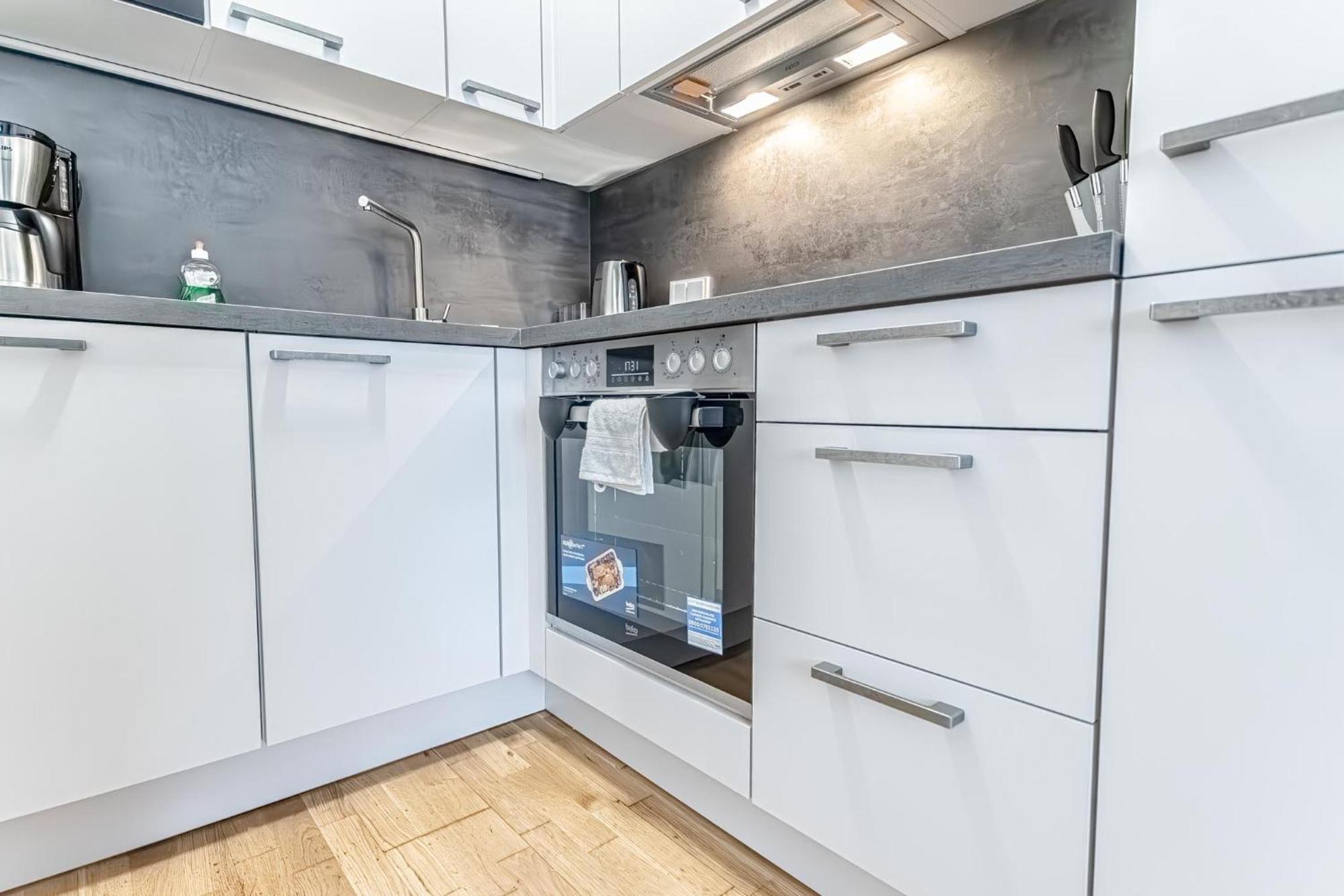 Apartament Charming 1Br, Steps From Reumannplatz U1 Wiedeń Zewnętrze zdjęcie